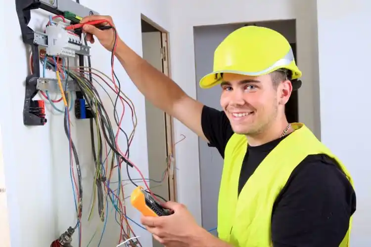 elektricien Scharmer